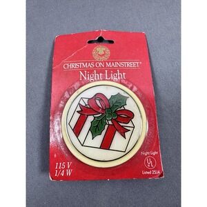 Christmas Nightlight Plug in With Holiday Gift 115V Working NOS